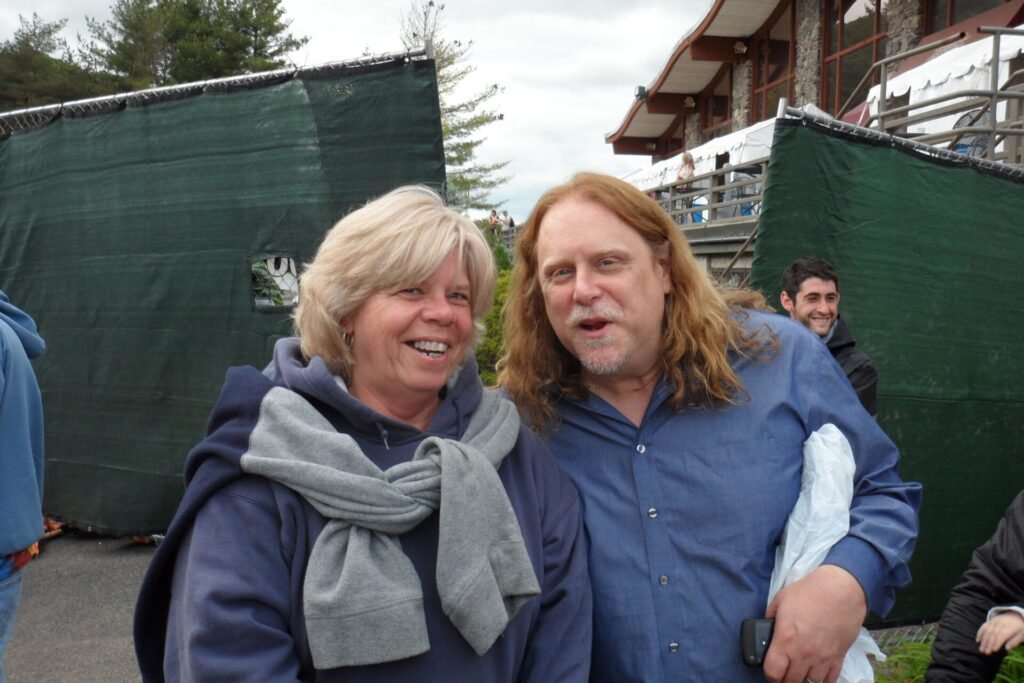 warren haynes wife
