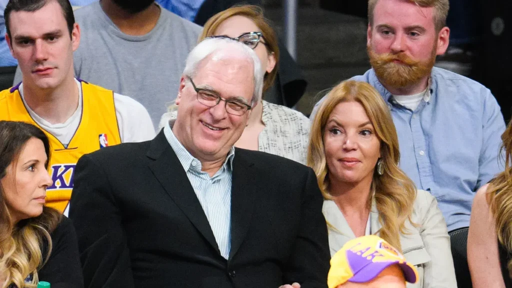 phil jackson wife
